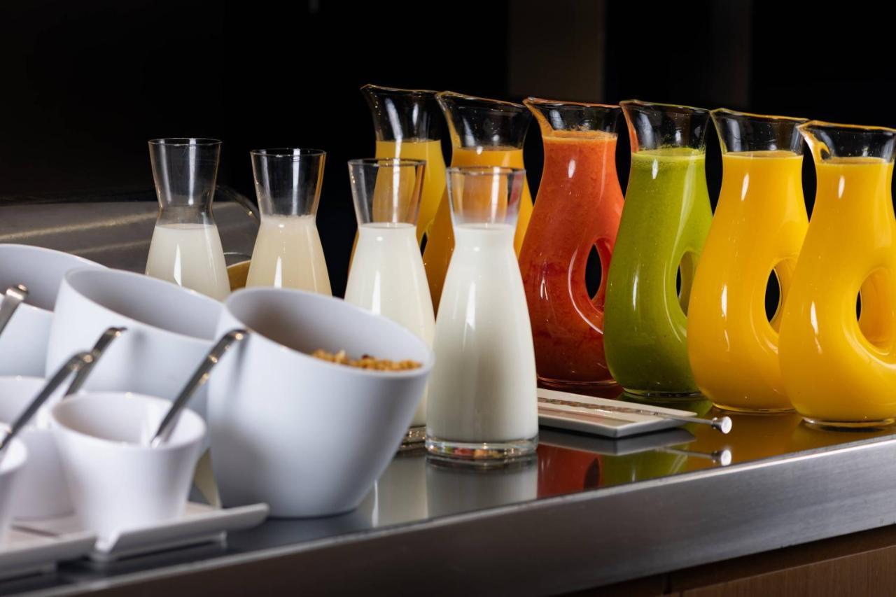 Ac Hotel Madrid Feria By Marriott Екстер'єр фото