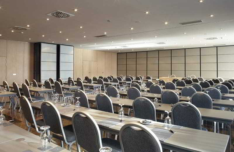 Ac Hotel Madrid Feria By Marriott Екстер'єр фото
