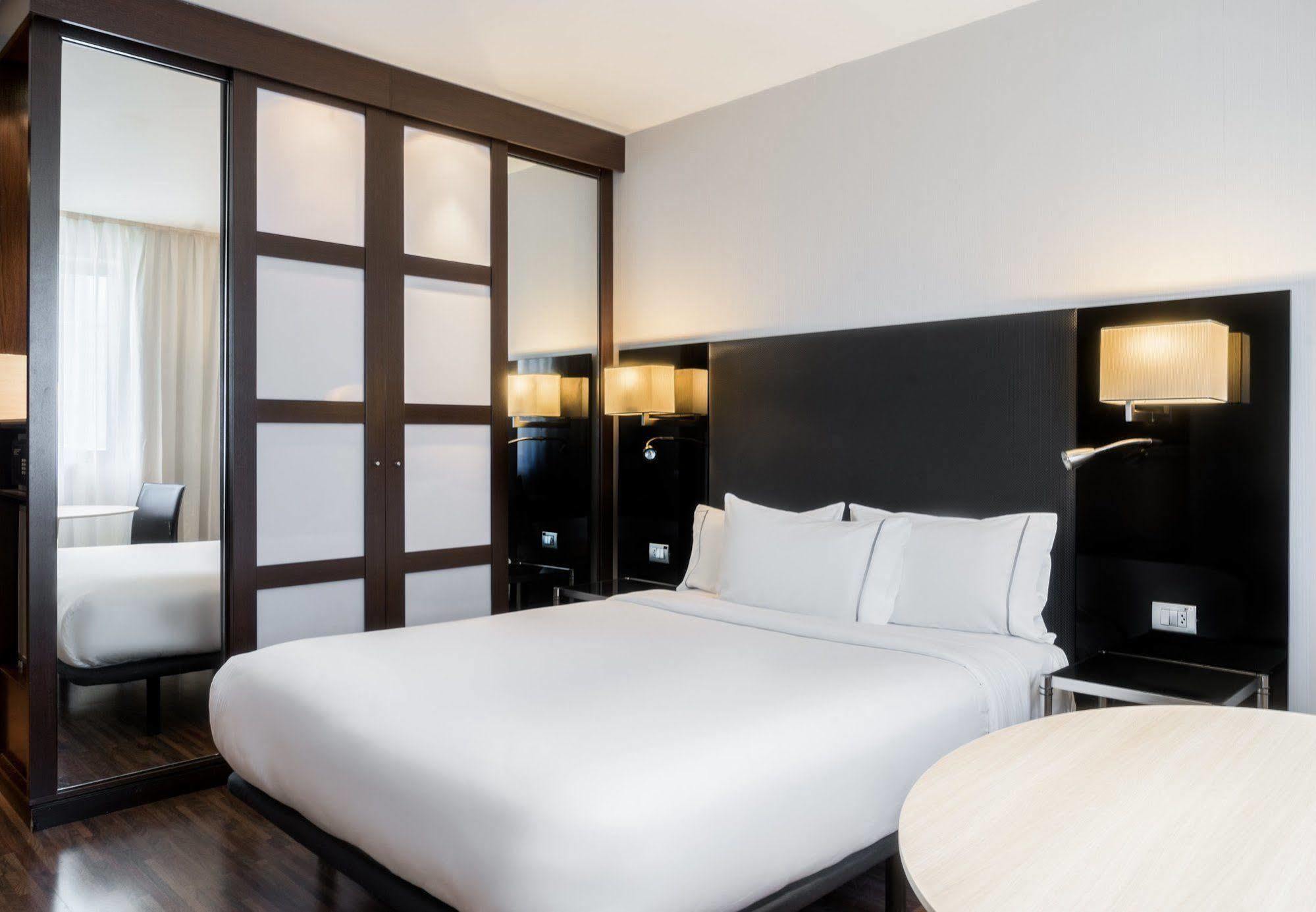 Ac Hotel Madrid Feria By Marriott Екстер'єр фото